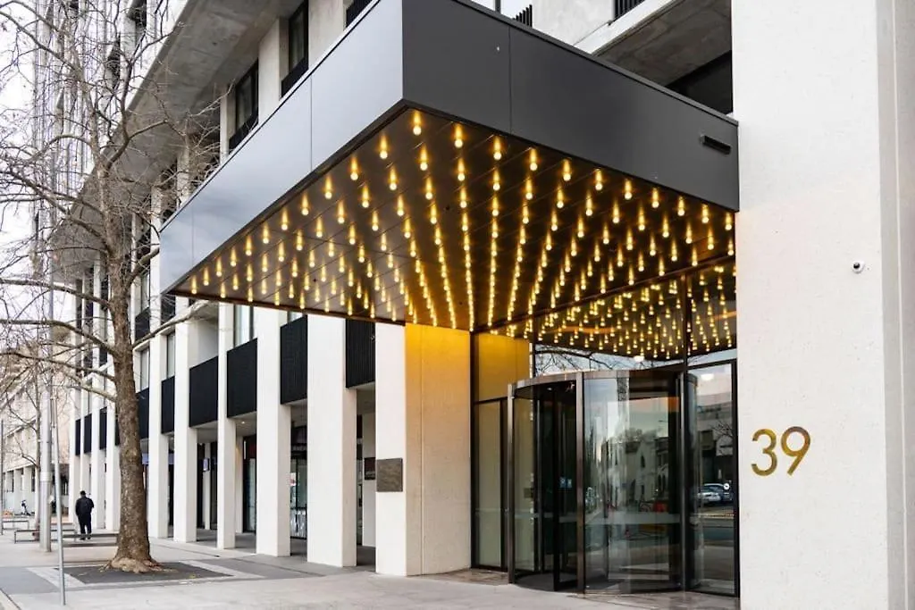 2 Bedroom Family Business Friendly Cbd Anu Canberra