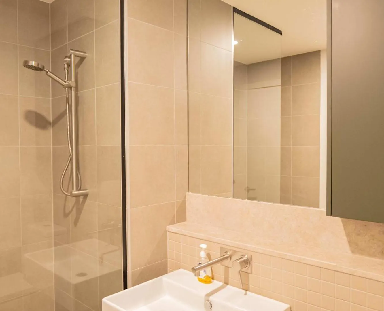 Apartment 2 Bedroom Family Business Friendly Cbd Anu Canberra